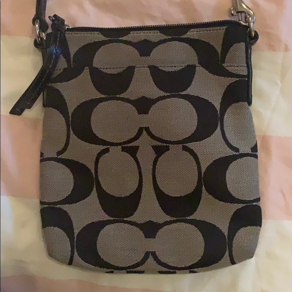 Coach Crossbody Purse - Picture 5 of 8